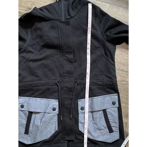 Puma Men's Black/gray Puma Zip Up Hoodie‎ Size large